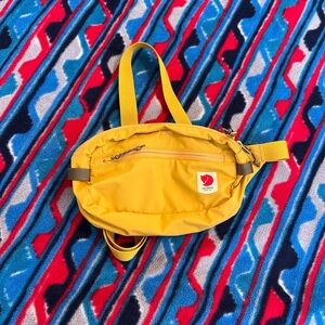 Yellow Fjällräven Crossbody Bag